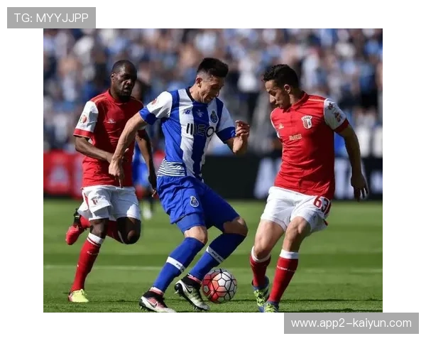 通德拉主场保级战面临布拉加高压逼抢 中场出球薄弱成隐患